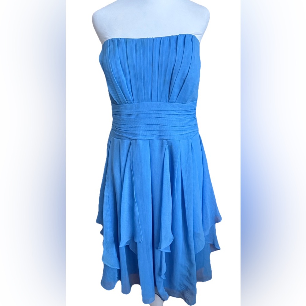 DAVID’S BRIDAL Cornflower Blue Crinkle Chiffon Strapless Formal Dress Size 14